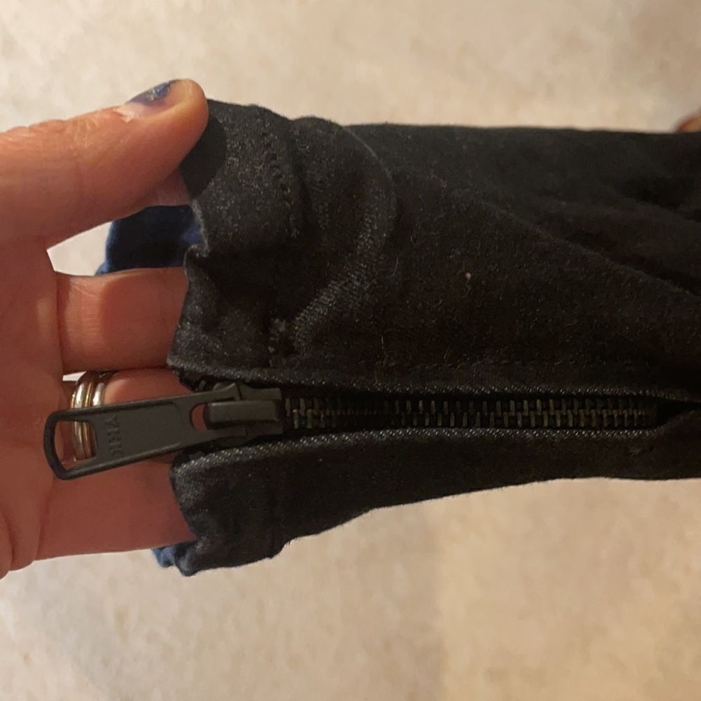 UNIVERSAL Standard black jeans - Picture 6 of 9